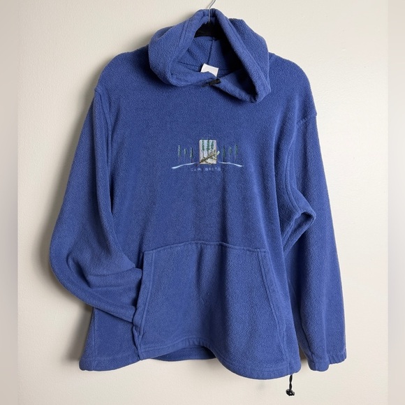 Vintage Cape Brenton Canadian cityscape embroidered fleece hoodie size L/XL - Picture 3 of 5